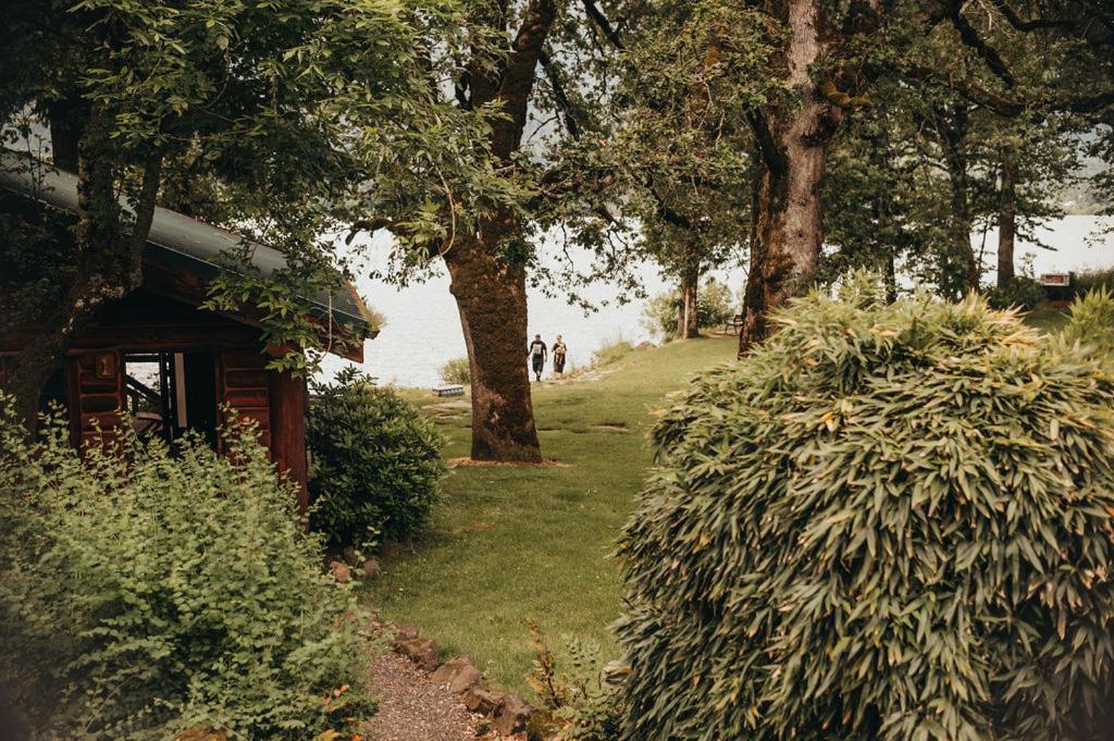 Wilder And Pine Riverside Cabins Stevenson Exteriör bild